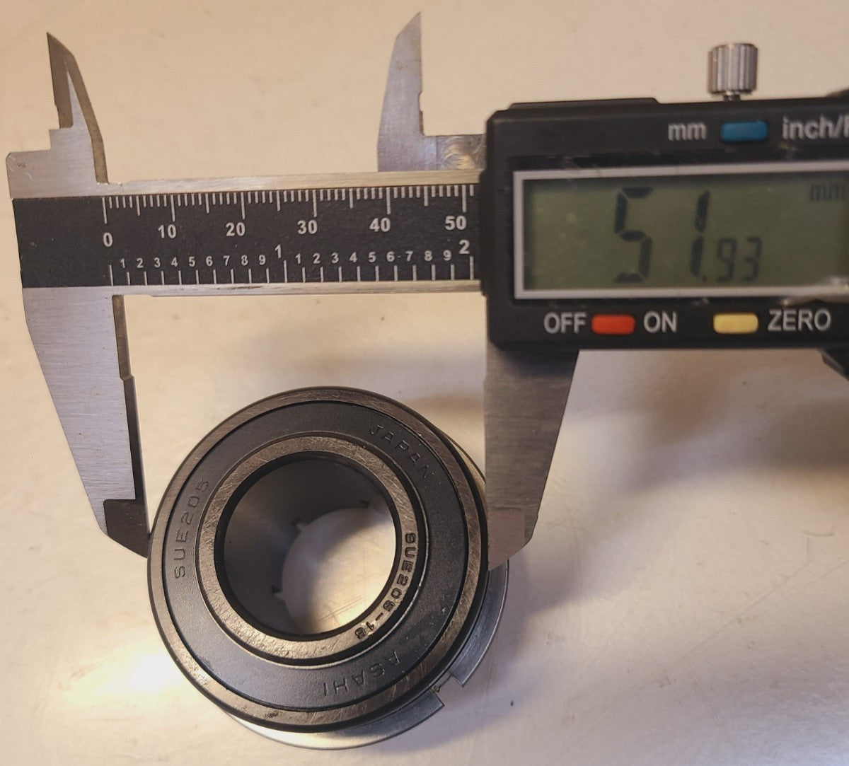 AMI Bearing Insert SUE205-16 | SUE205