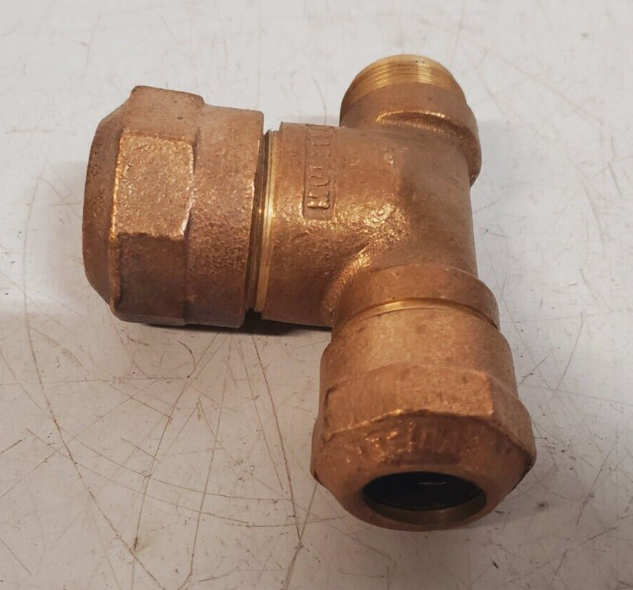 2 Qty. of Mueller Brass Service Tee 110 CTS Ends 3/4 x 3/4 x 1 | H-15381 (2 Qty)