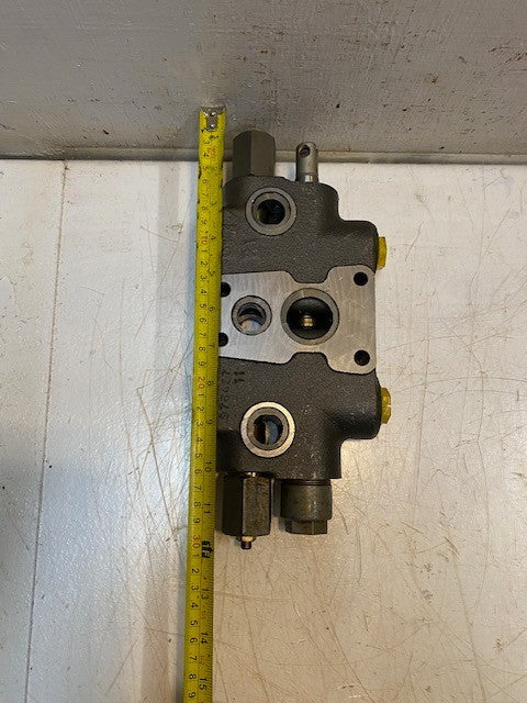 Hydraulic Directional Control Valve Section 976427