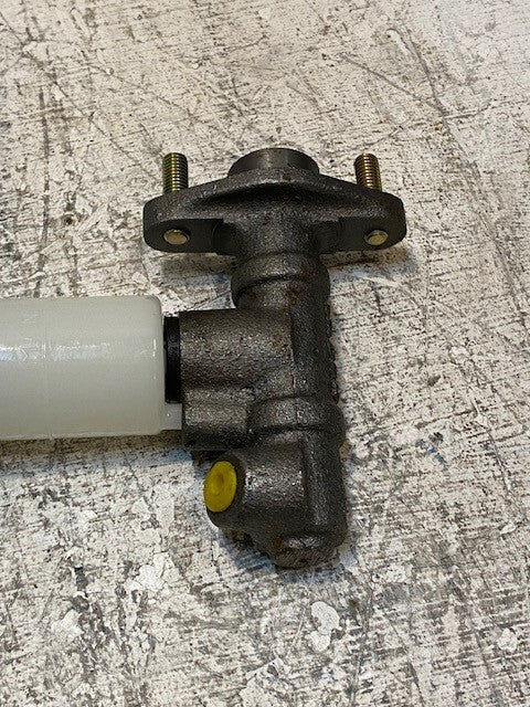 3 Quantity of Duralast 11939 Clutch Master Cylinders (3 Quantity)