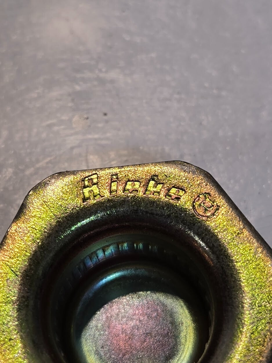 61 Quantity of Rieke VCII S-200 3/4" Drum Plugs (61 Quantity)