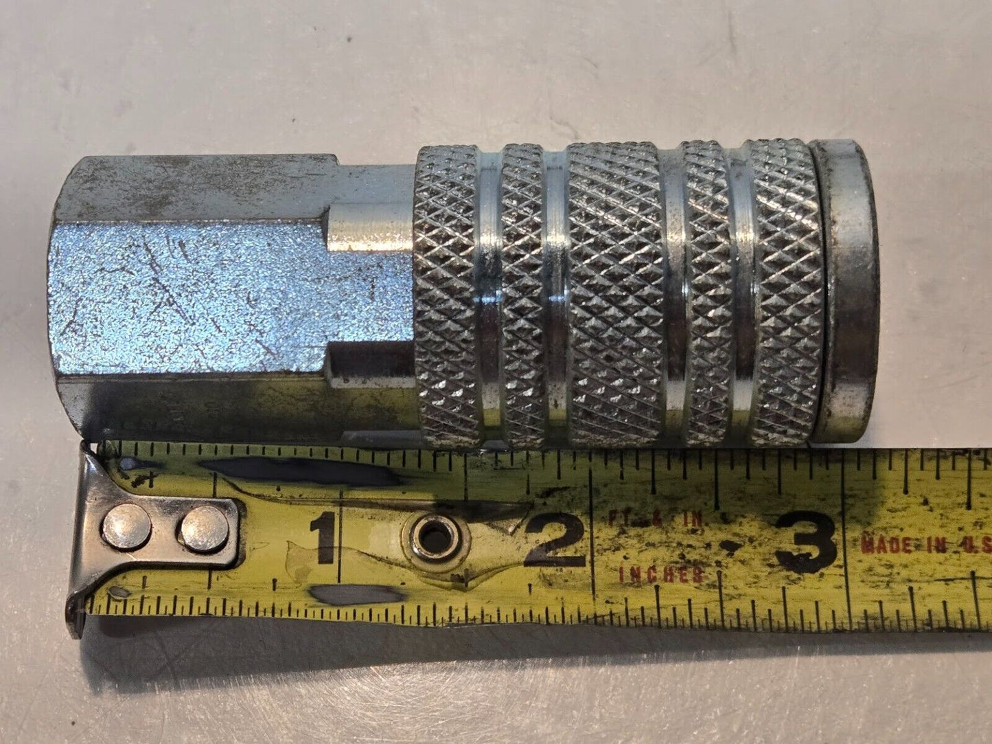 4 Quantity of AMFLO C10 1/2" Quick Connect Hydraulic Fittings 1/2" FNPT (4 Qty)