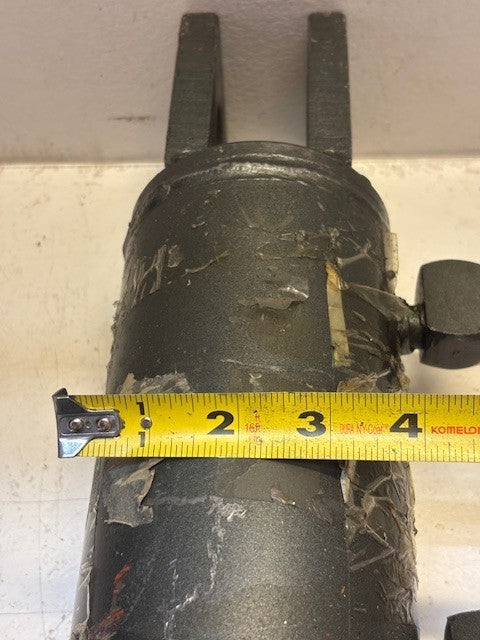 Forklift Tilt Cylinder 16" Length 4" Cylinder 1-1/4" Shaft | 2771810 | 26LEP