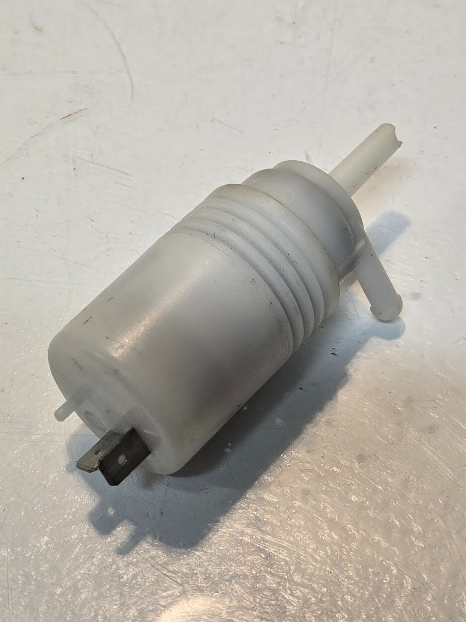 2 Quantity of E1 10R-021193 Windshield Washer Pump 4" Long (2 Quantity)