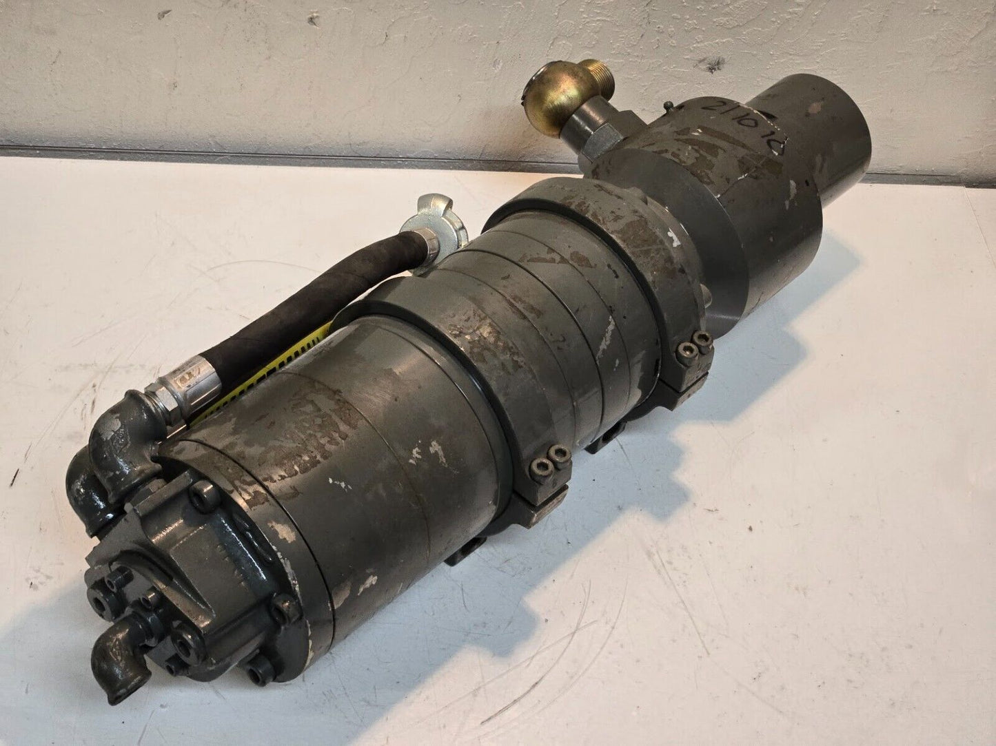 Pnuematic Rotation Unit 10.10 for EP95 | 2 3/8" Output Shaft 26" Overall Length