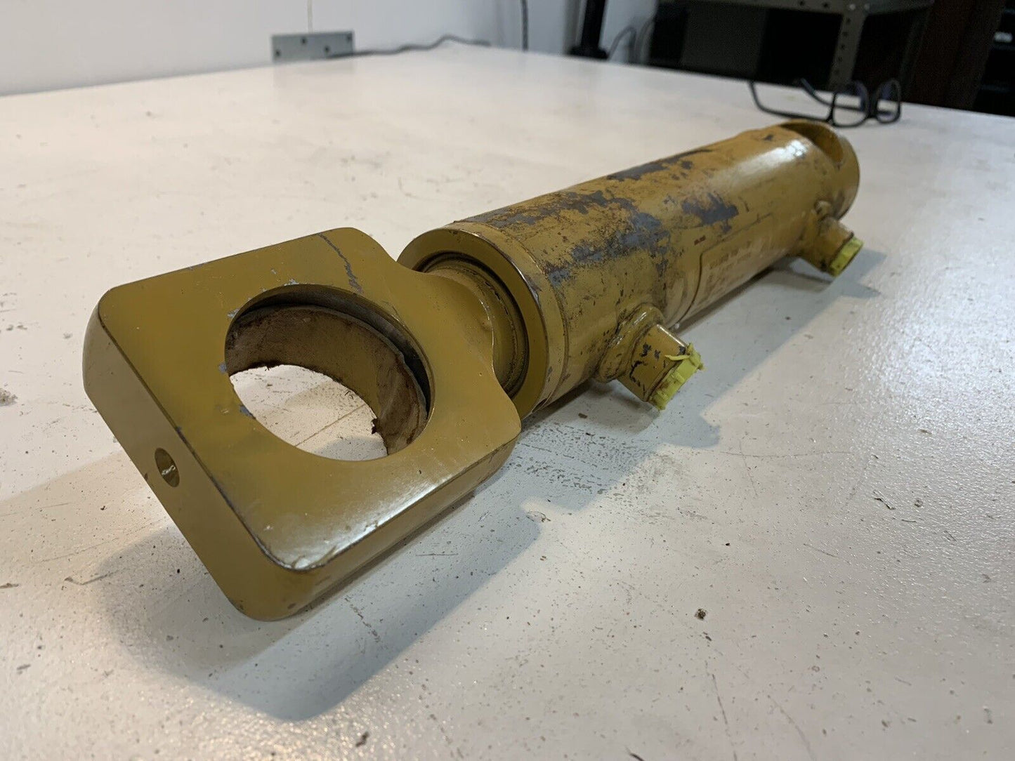 Wrayram Eng. D572 Hydraulic Cylinder HR275/A | 13302-1 | Mesaurements pictured