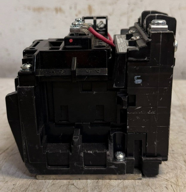 Allen-Bradley Magnetic Motor Contactor 500-BODX21 | Nemz Size 1 3-Pole Feed