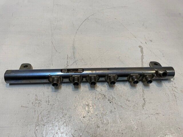 Bosch Passenger Side Fuel Injection Fuel Rail 12620532 | F00RL00591