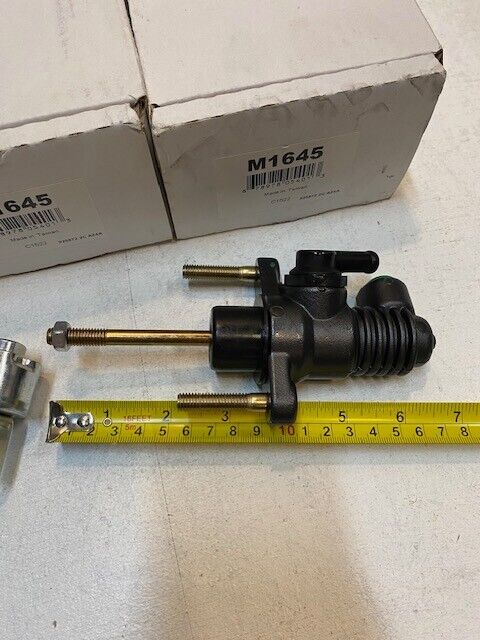 2 Quantity of Clutch Master Cylinders M1645 | AM152 (2 Quantity)