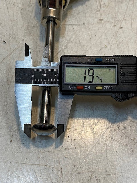 Yakima Belgium Angle Nutrunner 7" Long 4" Wide 9mm Shaft 20mm End