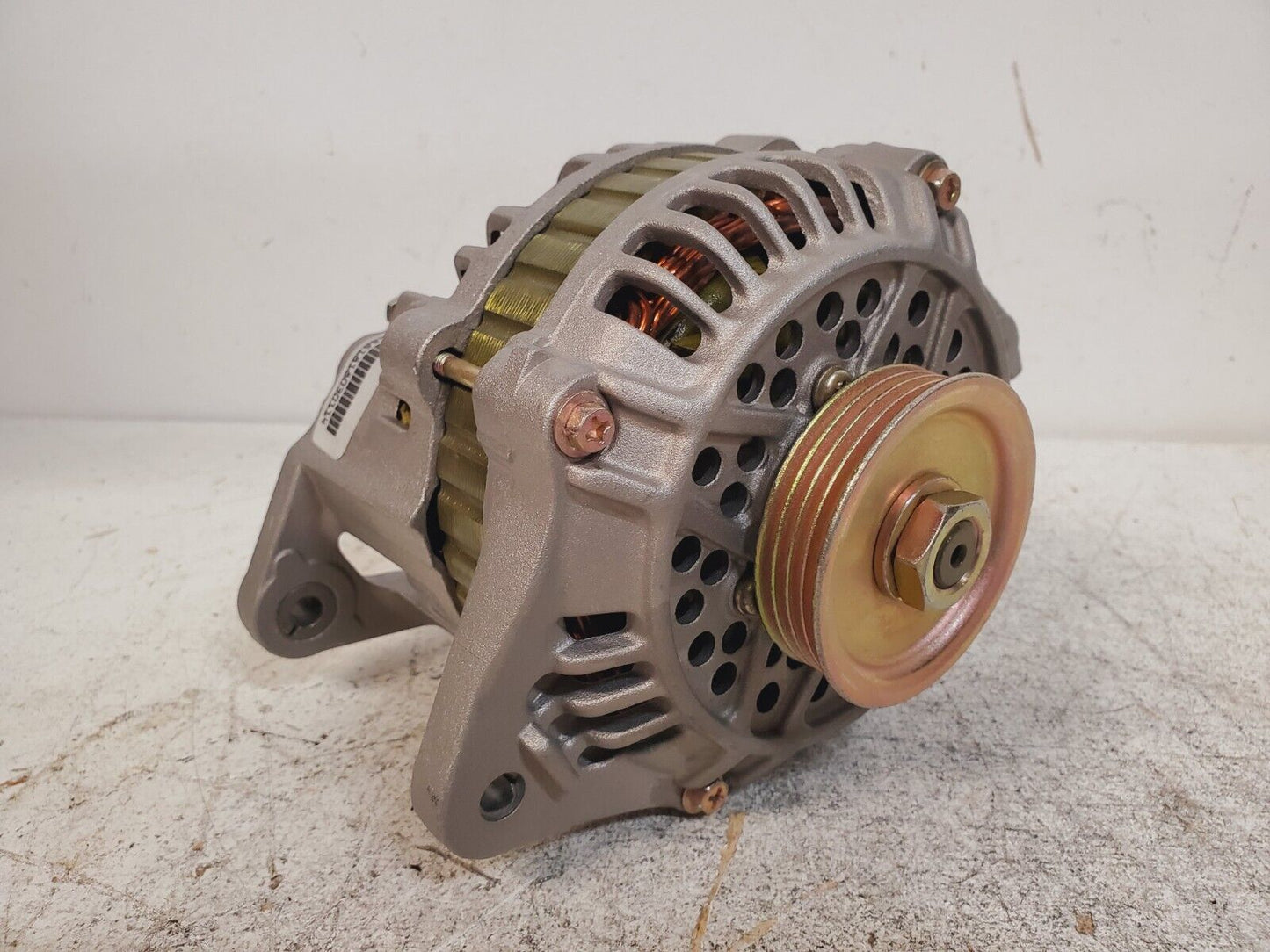 World Class Remanufactured Alternator 14881 06 | J0304 | 06881818030114