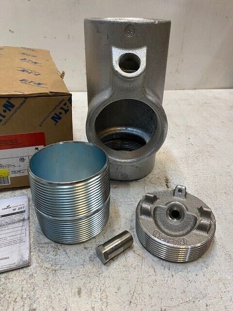 Eaton EYD86 3" Vertical Male & Female Conduit Fitting (Only Pic Parts Included)