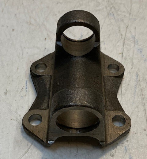 Spicer Drive Shaft Flange Yoke A4 R373 | 3-3/8" L 3-1/8" W 27mm Bore 9mm Holes