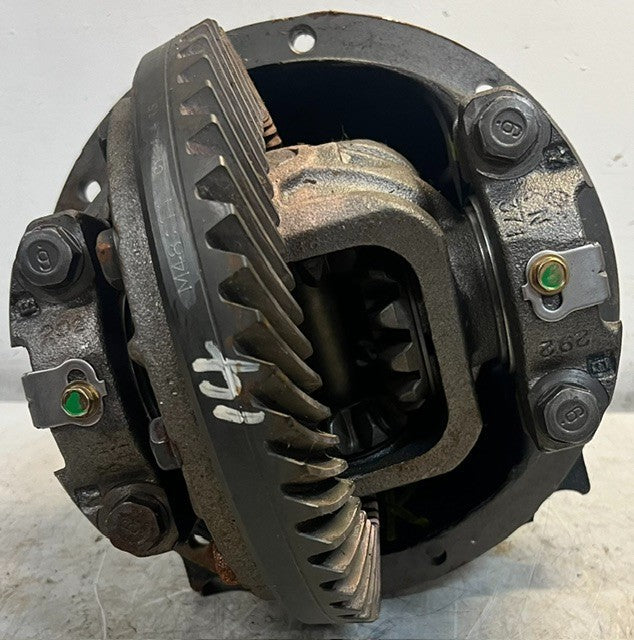 Rear Axle Differential 3rd Member Assembly Ring & Pinion Carrier CR420A