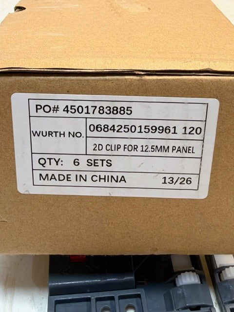 Box of 6 Sets of 2D 4-Way Adjustable Clips for 12.5mm Panels 0684250159961 120