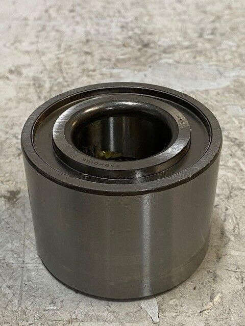 NSK 35BWD10B Japan 35x54x76mm Double Row Wheel Hub Ball Bearing