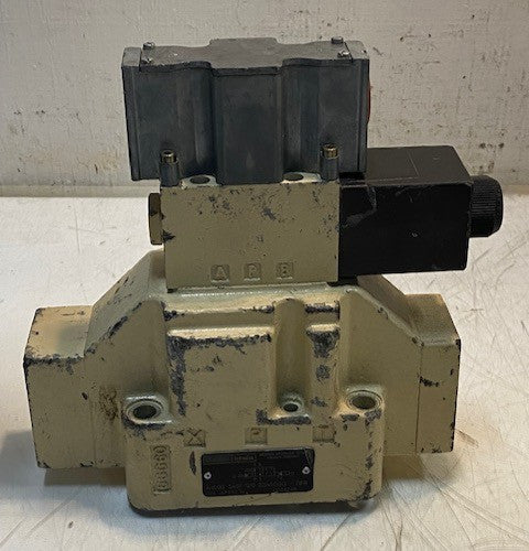 Denison Directional Control Valve A4D03 3A07 1213 20A5G0Q 281R 026 67892 H