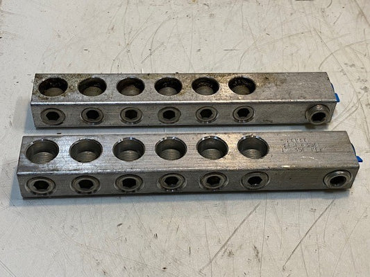 2 Quantity of HOMAC ABW 6350 12-350MCM Set Screw Pedestal Connectors (2 Qty)