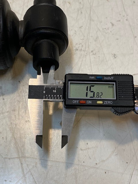 Paccar C71-1002 | Q11081 | 06560AB Shock Absorber 20" Long 70mm OD 16mm Bore