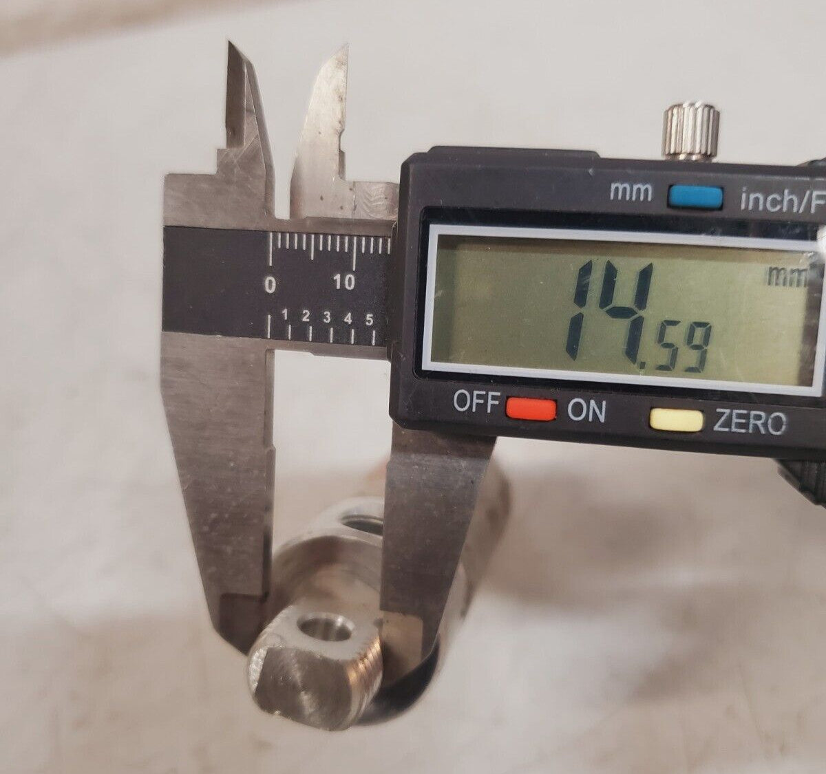 4 Quantity of Bimba Pneumatic Cylinders D-6677-A-5 (4 Qty)