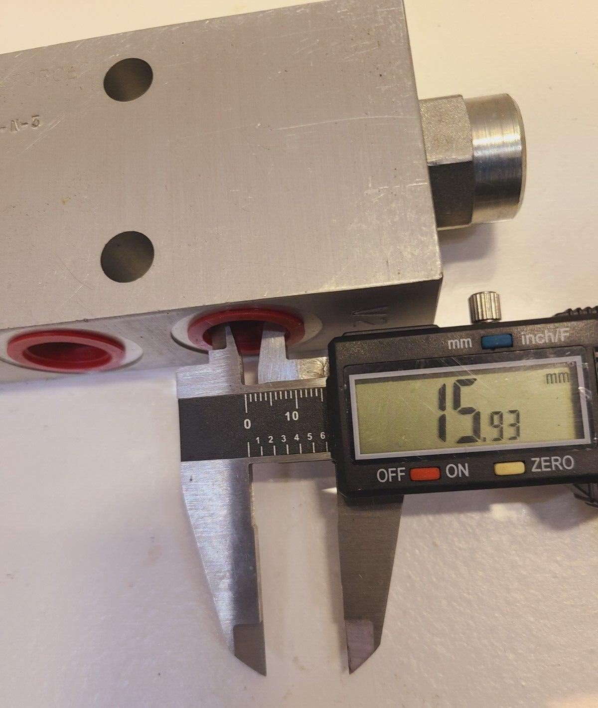 Hydraforce Lock Valve DCV10-8T-N-3 | 0132 | CV10-28