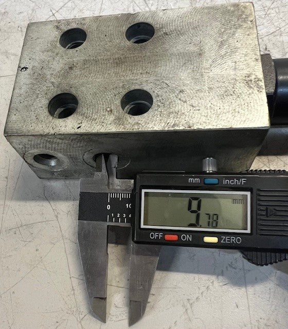 Parker Hannifin Solenoid Hydraulic Valve 13727-05 | B9 125362 | 975253