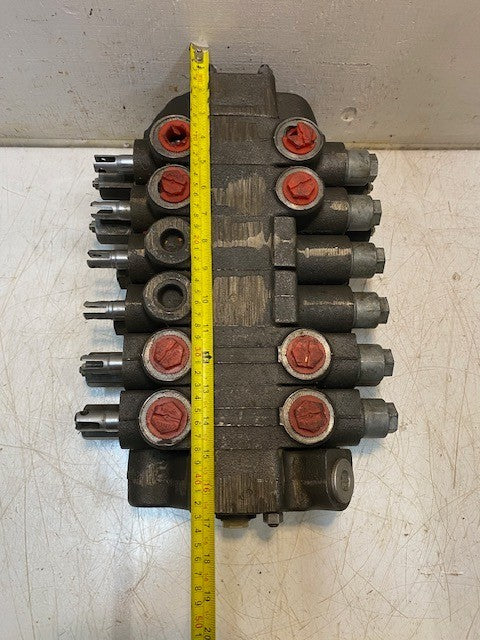 Tenneco Monoblock Directional Control Valve 1346082C2 | JJB9002101