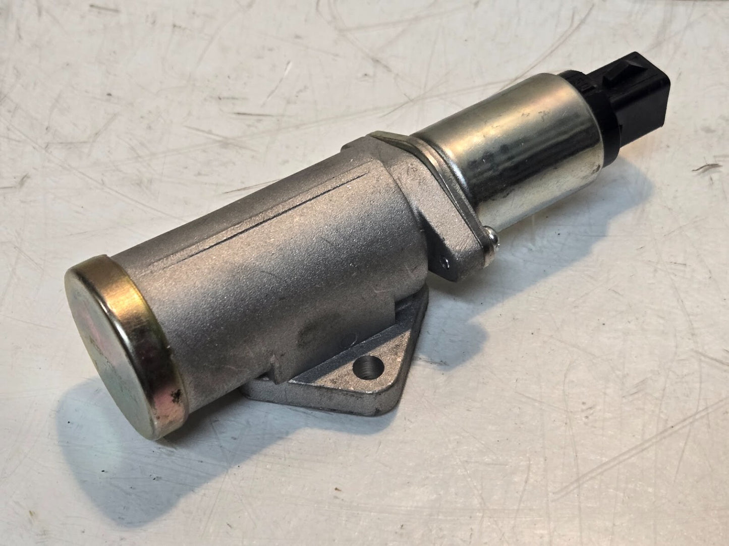 AESP 209-5G-LA 7J13 Idle Air Control Valve | 6901 | YI-33 | 6 in Long 36 mm Body