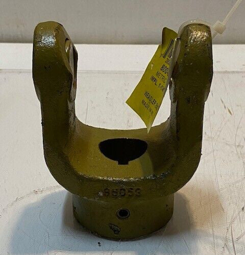Weasler Metric Yoke 800-8610 IMPL 1-1/4" RD 32mm Bore 30mm Pin Hole