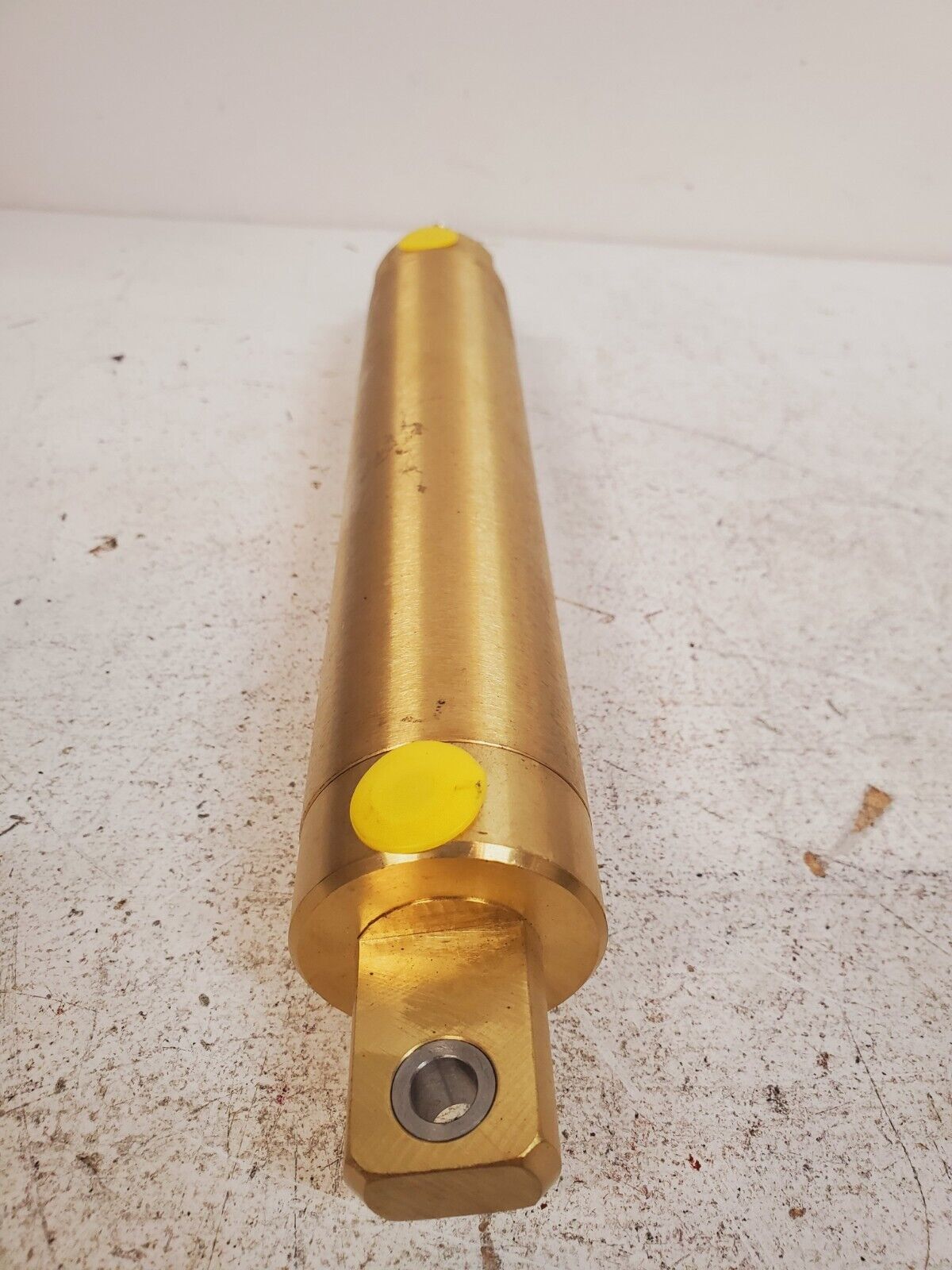 Generic Air Cylinder 1CYLND250 (Slight Damage)