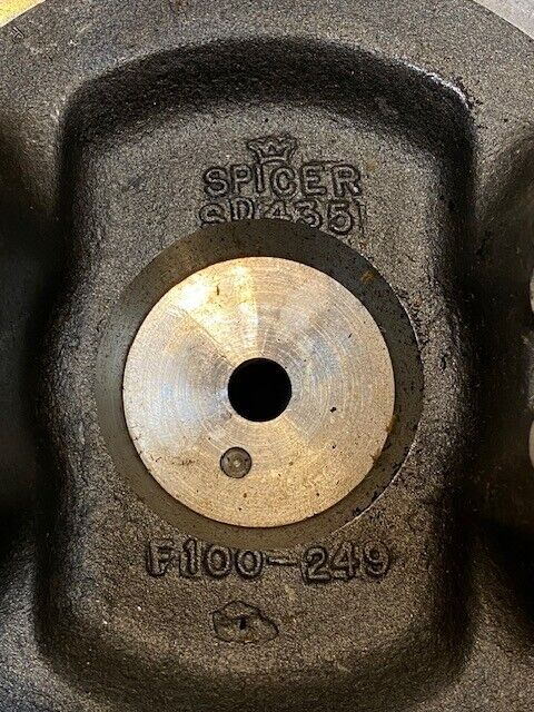 Dana Spicer Heavy Duty End Yoke Spicer 100-4-921-1X 45mm Bore SD435 | F100-249