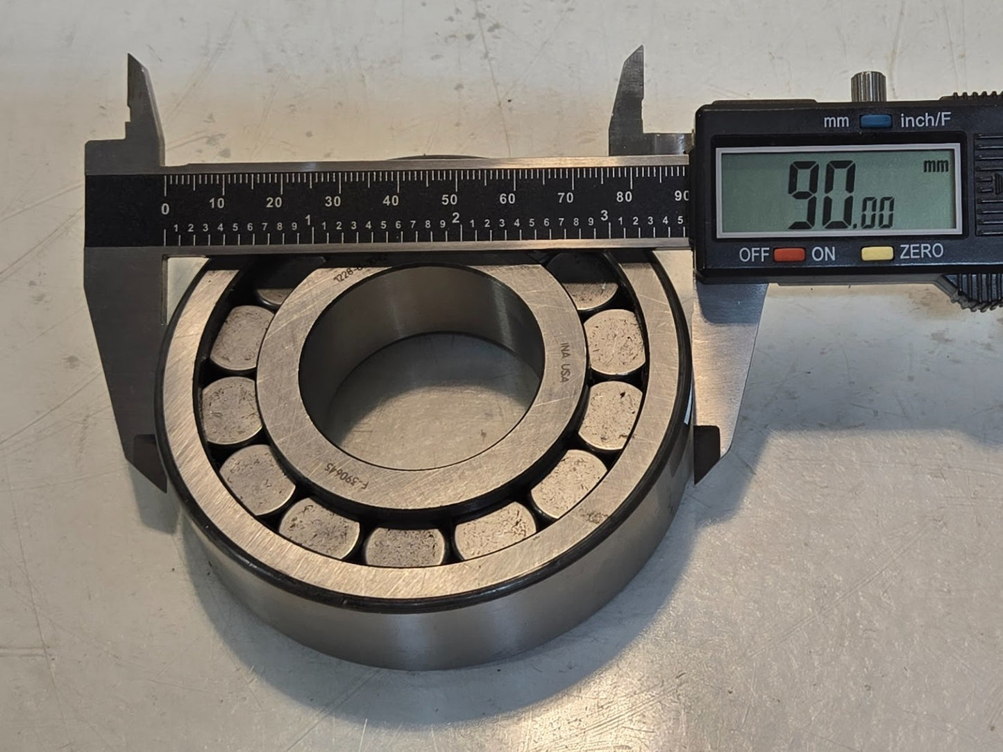 INA Cylindrical Roller Bearing 1228-B-1042 | F-390645 | 90 mm OD x 40 mm Bore