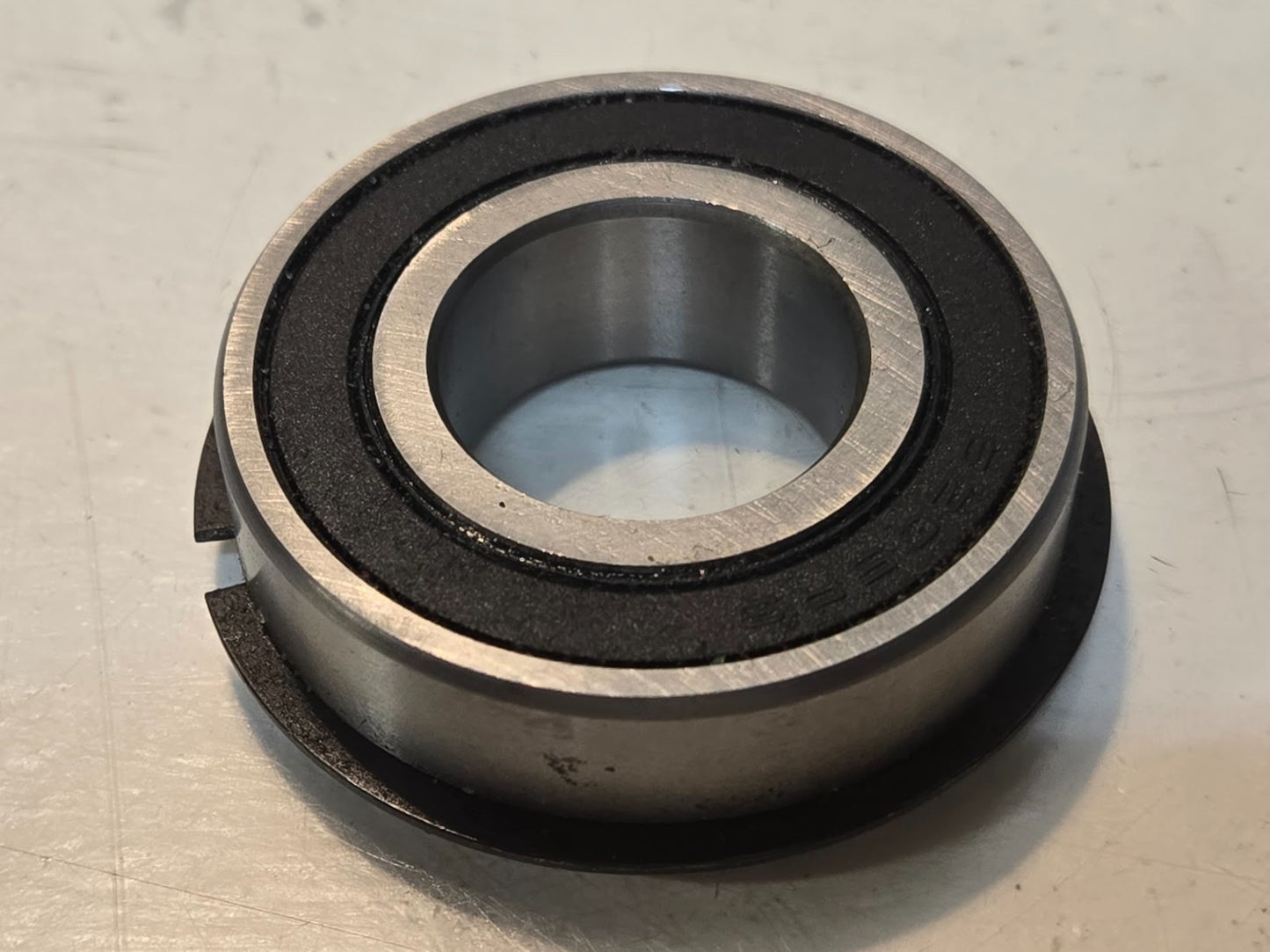 4 Quantity of Snap Ring Bearings 6205RS | 52 mm OD x 25 mm Bore (4 Quantity)