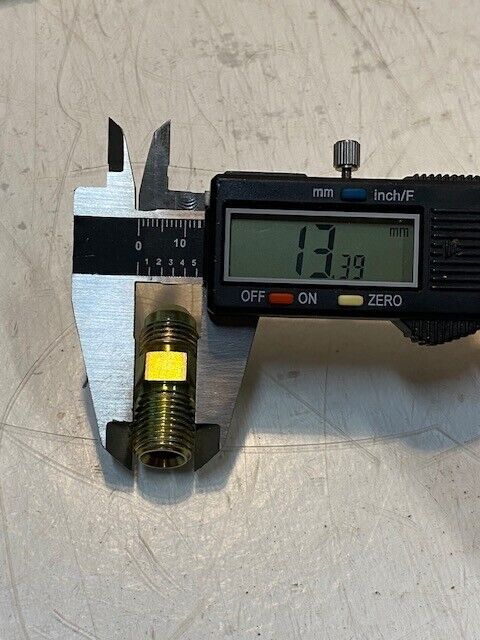 4 Qty of Steel Flared Tube Male Connectors 65006 3/8 Tube x 1/4 Pipe (4 Qty)