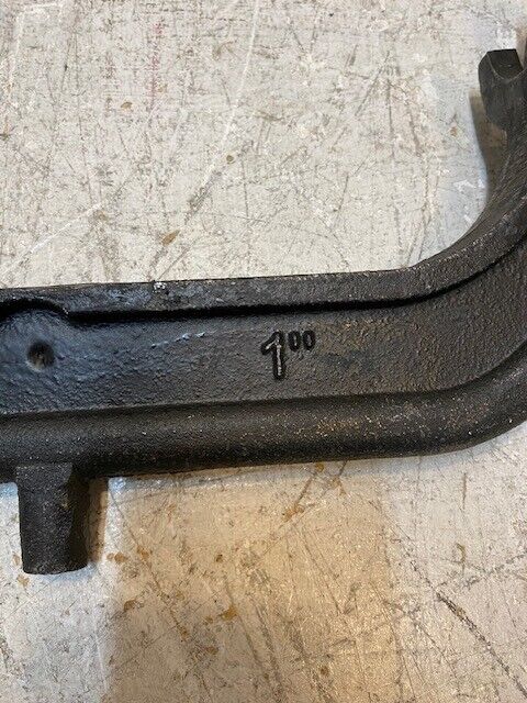 Vestal MFG 1" Cast Iron Water Meter Yoke Bar 15" Long w/ 1 Notch