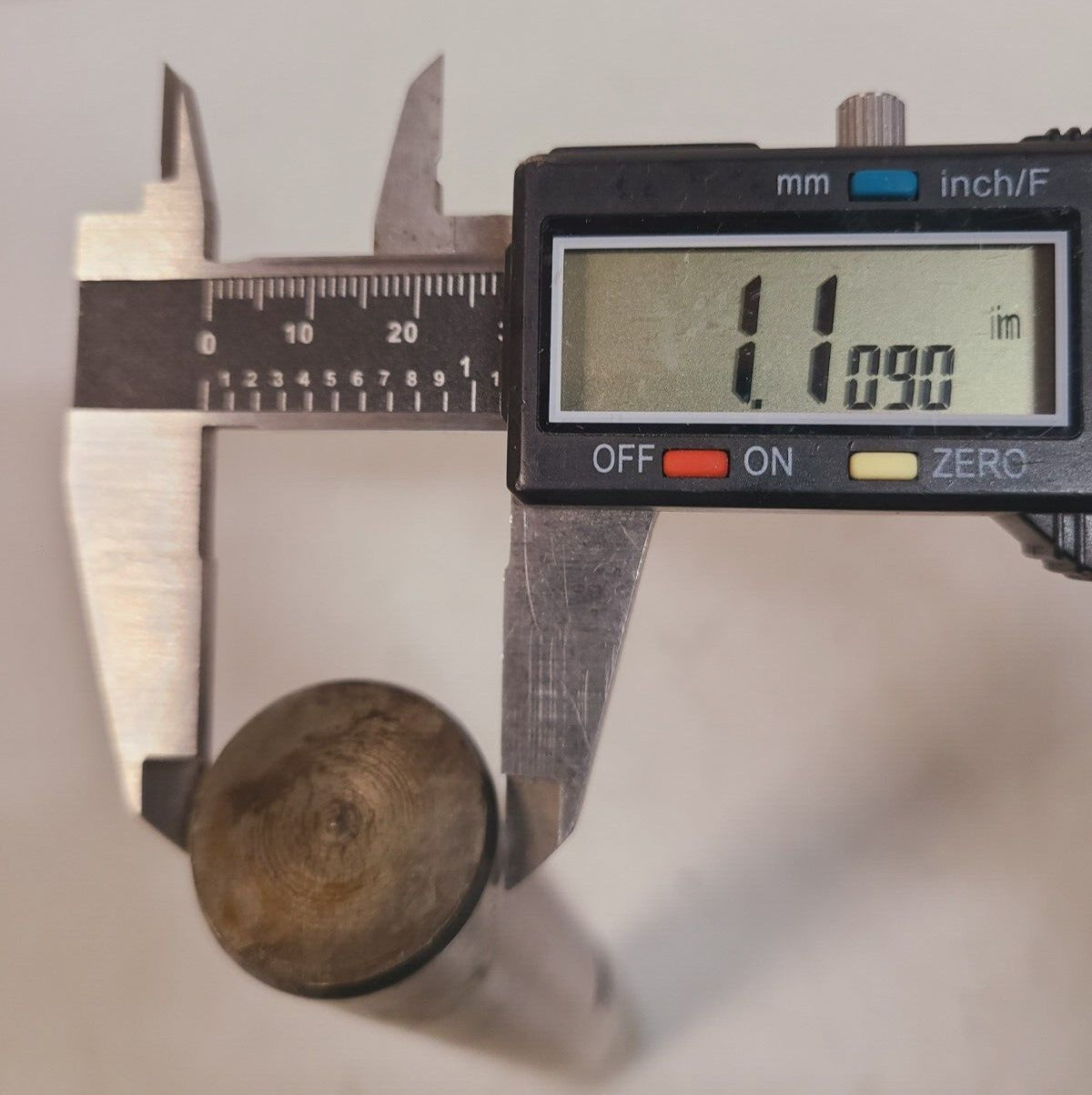 King Pin 8.6" Long x 1.1" Diameter