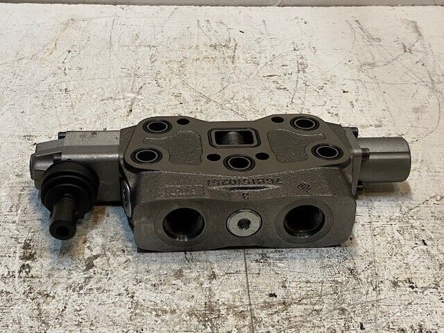 Directional Control Valve Element 7GHI510251 | SD16