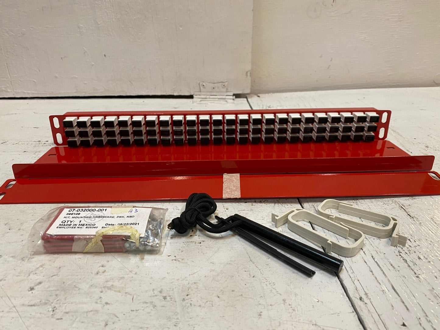Corning Rack Mount Patch Panel Red PRK-CP72-3C-ATT | 748716