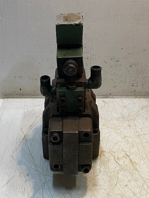 Double A Hydraulic Directional Control Valve Assembly QF-005-FF-10B1 | 119L