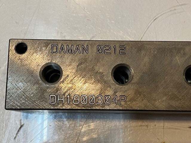 Daman Hydraulic Manifold Block 0212 DH1800304P 5-1/2" x 1-11/16" 11mm Top Holes