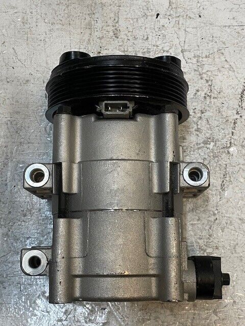 A/C Compressor-XL, GAS, OHV, MFI, Electronic UAC CO 101510C, FS10