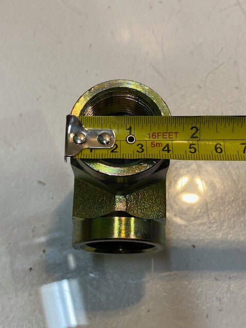 Hydraulic Tee 16 Fitting 33mm Male to 29mm Female 3-1/2" L 2-1/2" W