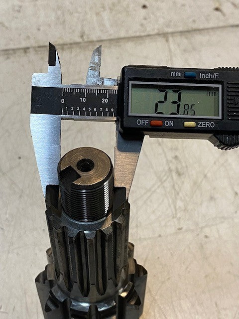 Bull Pinion Shaft 7" Long 39mm 14-Teeth 64mm 10-Teeth 24mm End 35mm End