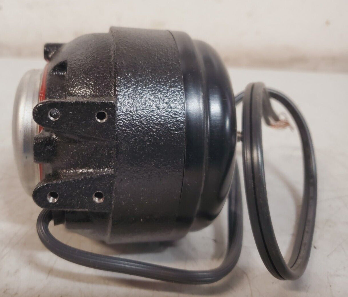 EM&S Unit Bearing Motor 25W Output 1,500 RPM | 4M155