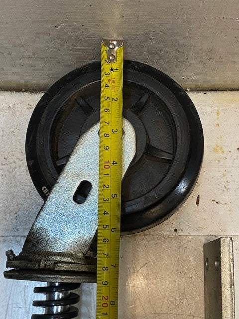 Heavy Duty Spring Loaded Gate Caster 6" Rubber on Cast Iron Wheel 150x50