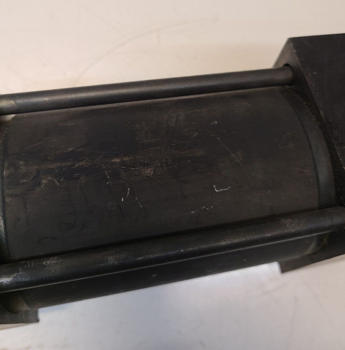 Parker Pneumatic Cylinder CC418660 A Model 02.50 TC-2ANUS13A | 3.000 | 250 PSI A