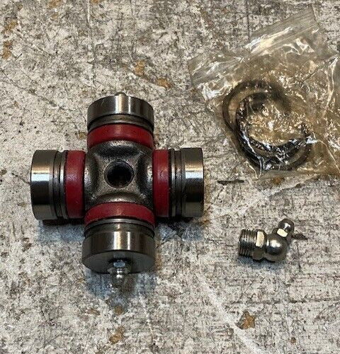 U-Joint Quick Release Axle 2-1/2" Wide 9mm Bore 27mm End