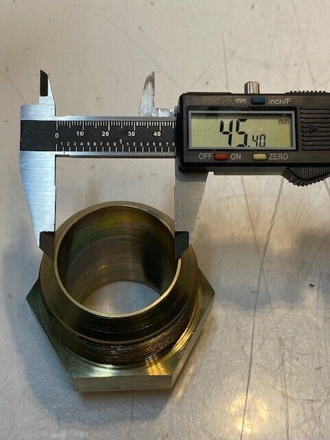 Parker Pipe Hex Fitting Adapter 2-3/4" H 45mm Bore 63mm Thread 70mm Hex