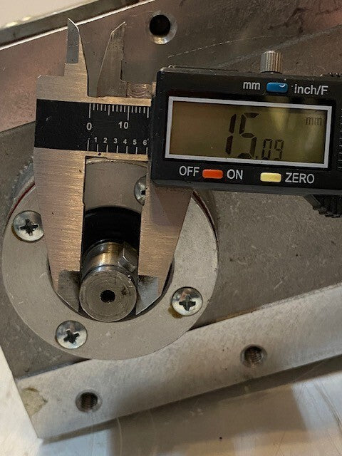 Right Angle Gearbox A080396 | 9" L 6-3/4" W 6-1/2" H 18mm Shaft 15mm Shaft