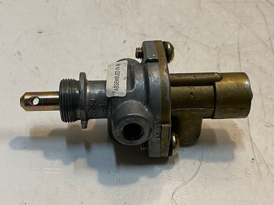 Bendix Air Control Valve Brake T-293507 | T-240378D | 293507 | 240378D